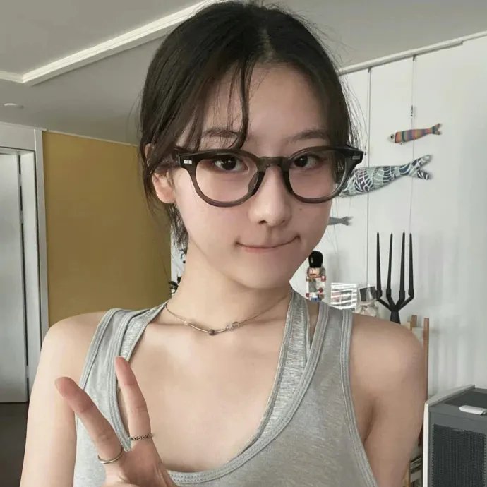 侬好，我的东北女友